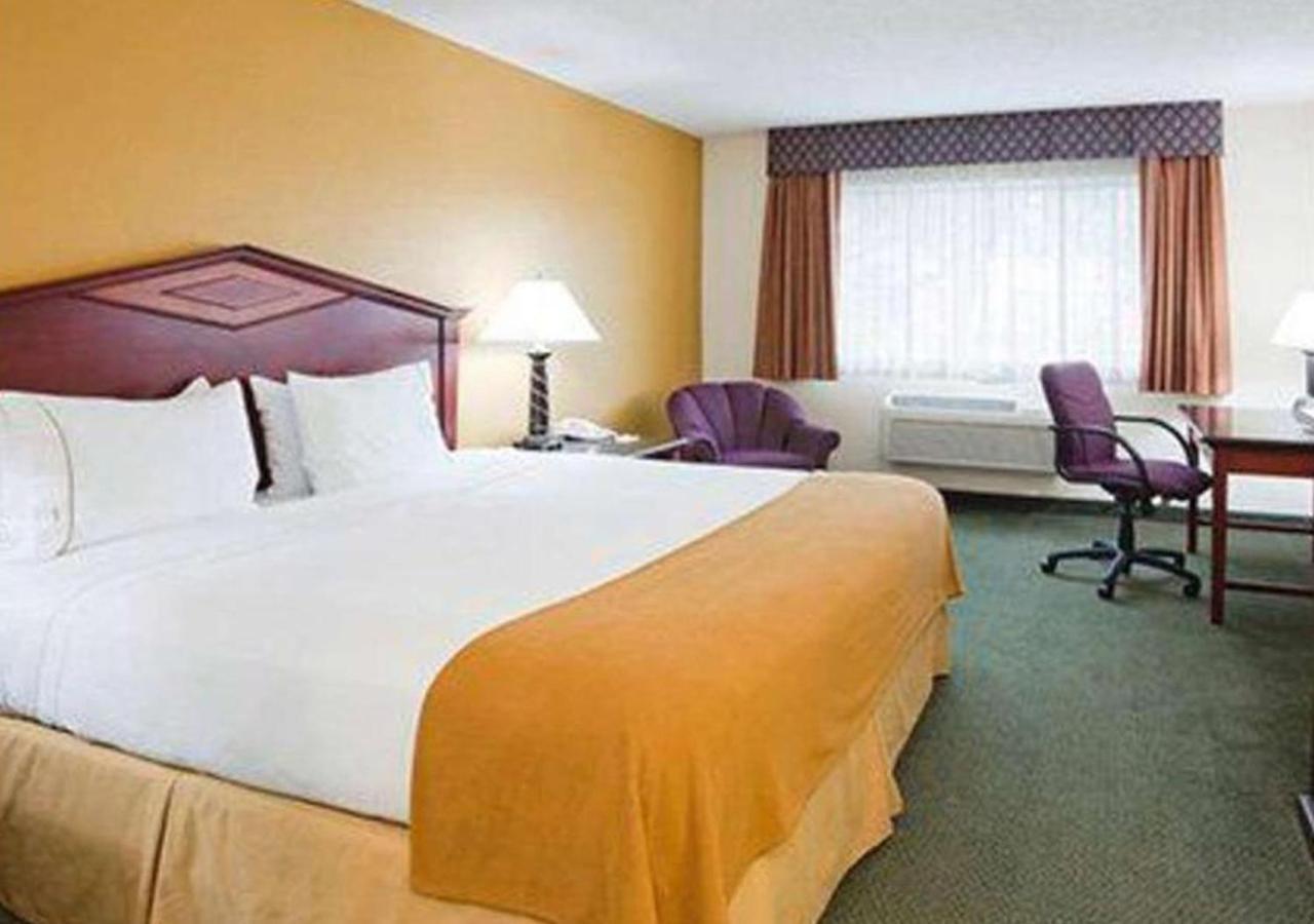 Norwood Inn & Suites Eagan St Paul & Mall Of America Экстерьер фото
