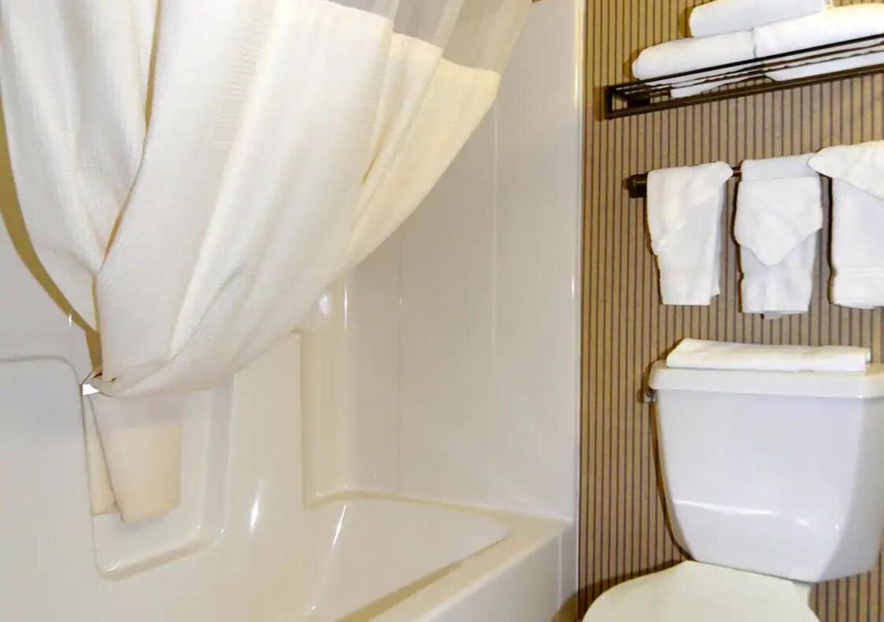 Norwood Inn & Suites Eagan St Paul & Mall Of America Экстерьер фото